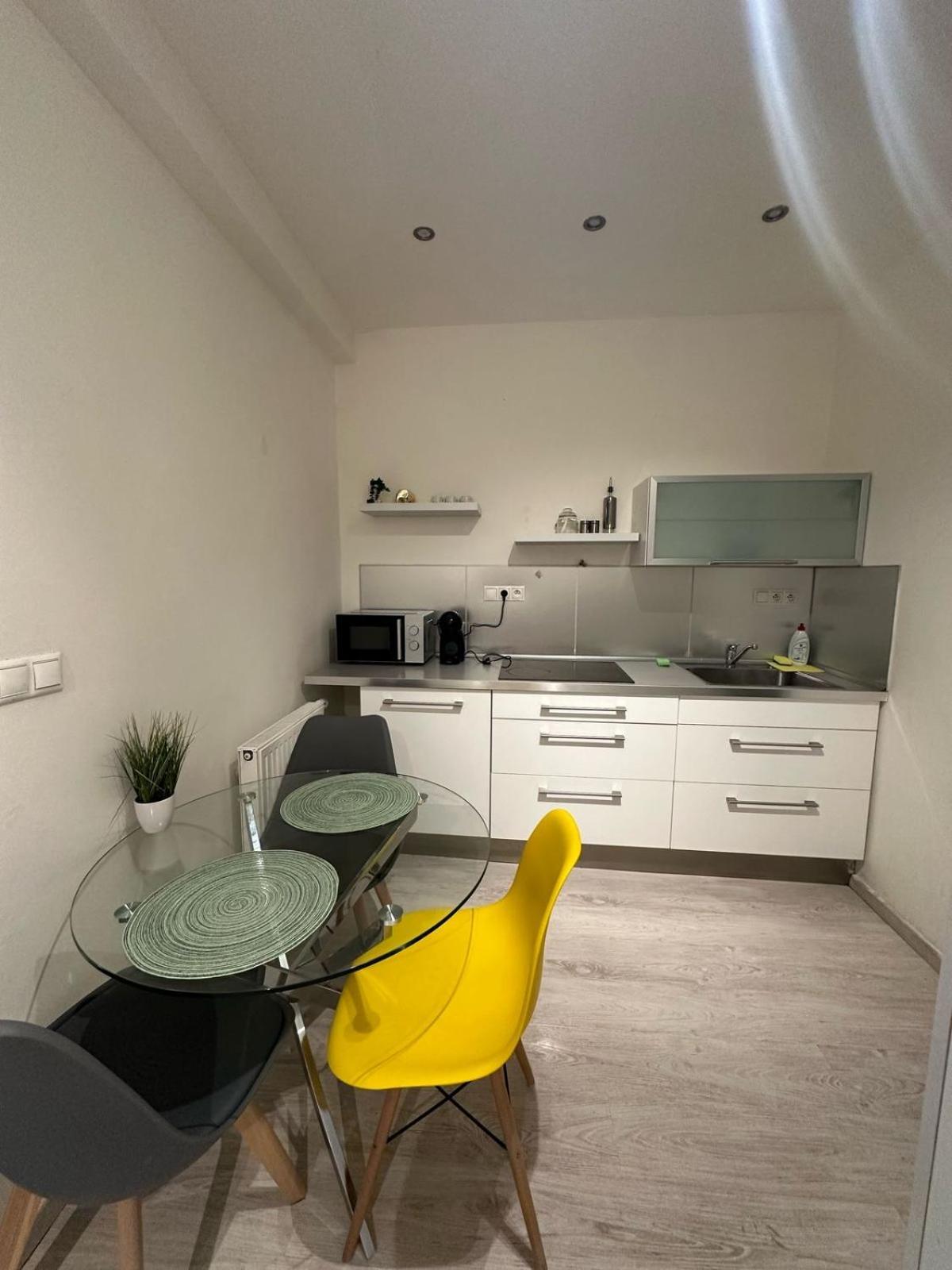 Mostecka Apartment Prag